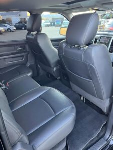 dodge ram achterbank rechts